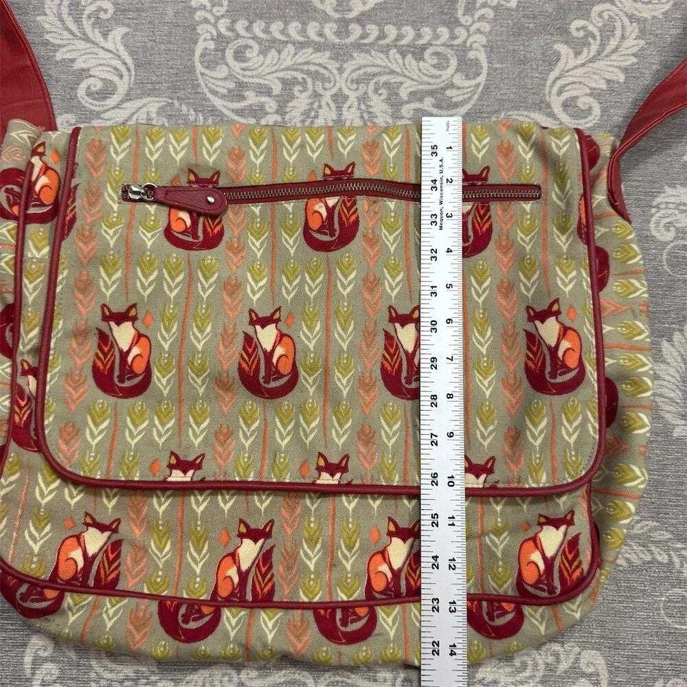 Capri Designs Wilderness Collection Fox Print Flap Crossbody Messenger Bag